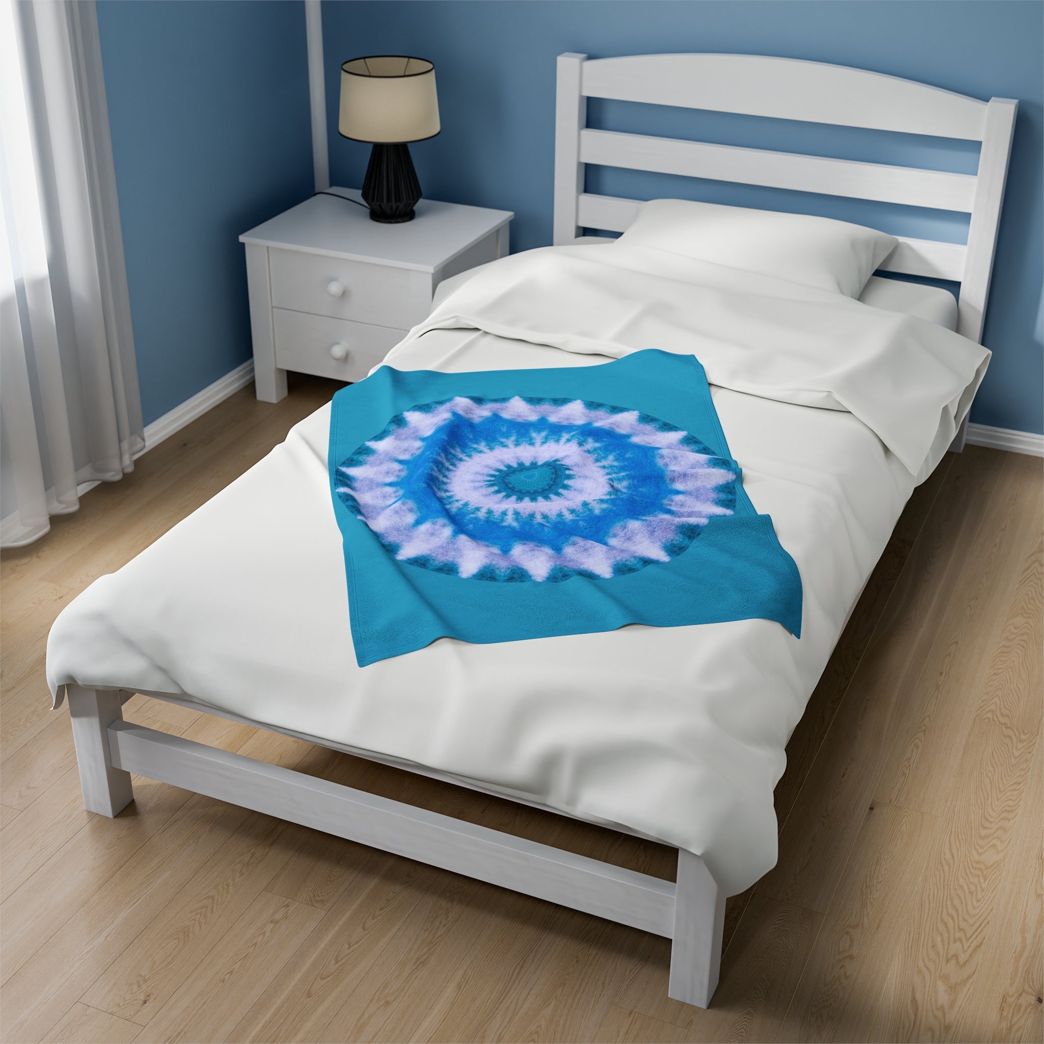 “E-VEIL I 2” Cymatic Print Velveteen Blanket (Turquoise)