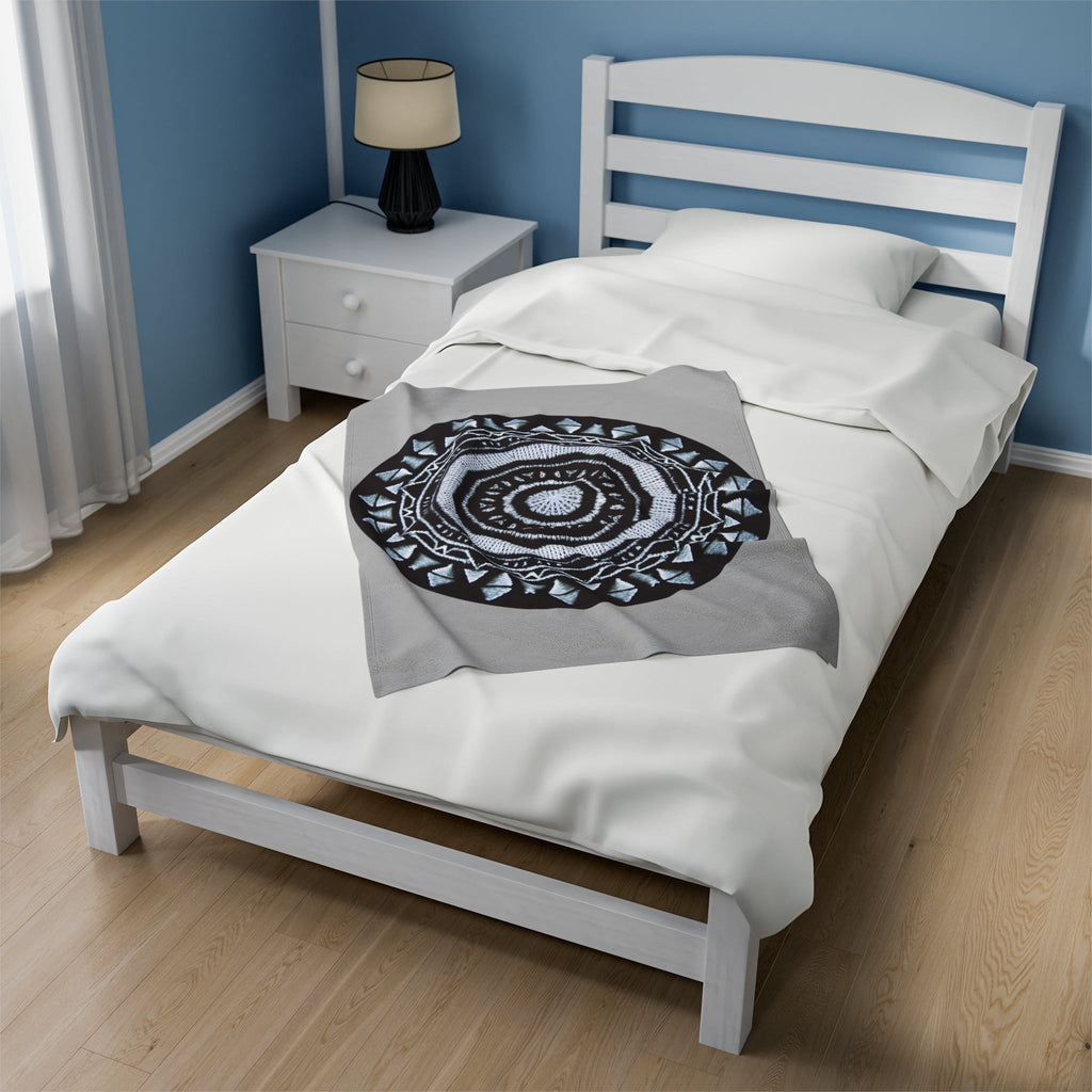 “MAYA” Cymatic Print Velveteen Blanket (Grey)