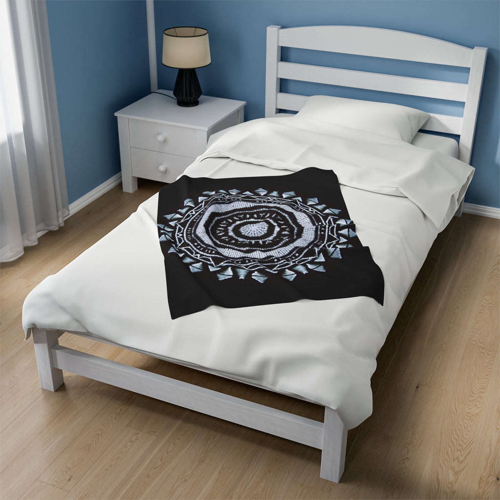 “MAYA” Cymatic Print Velveteen Blanket (Black)
