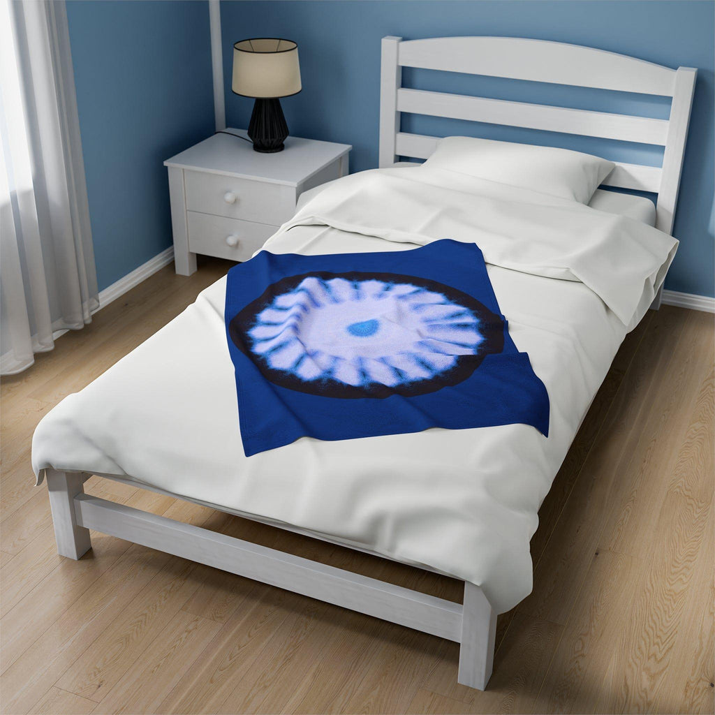 “SNWFLK-2” Cymatic Velveteen Blanket (Dark Blue)