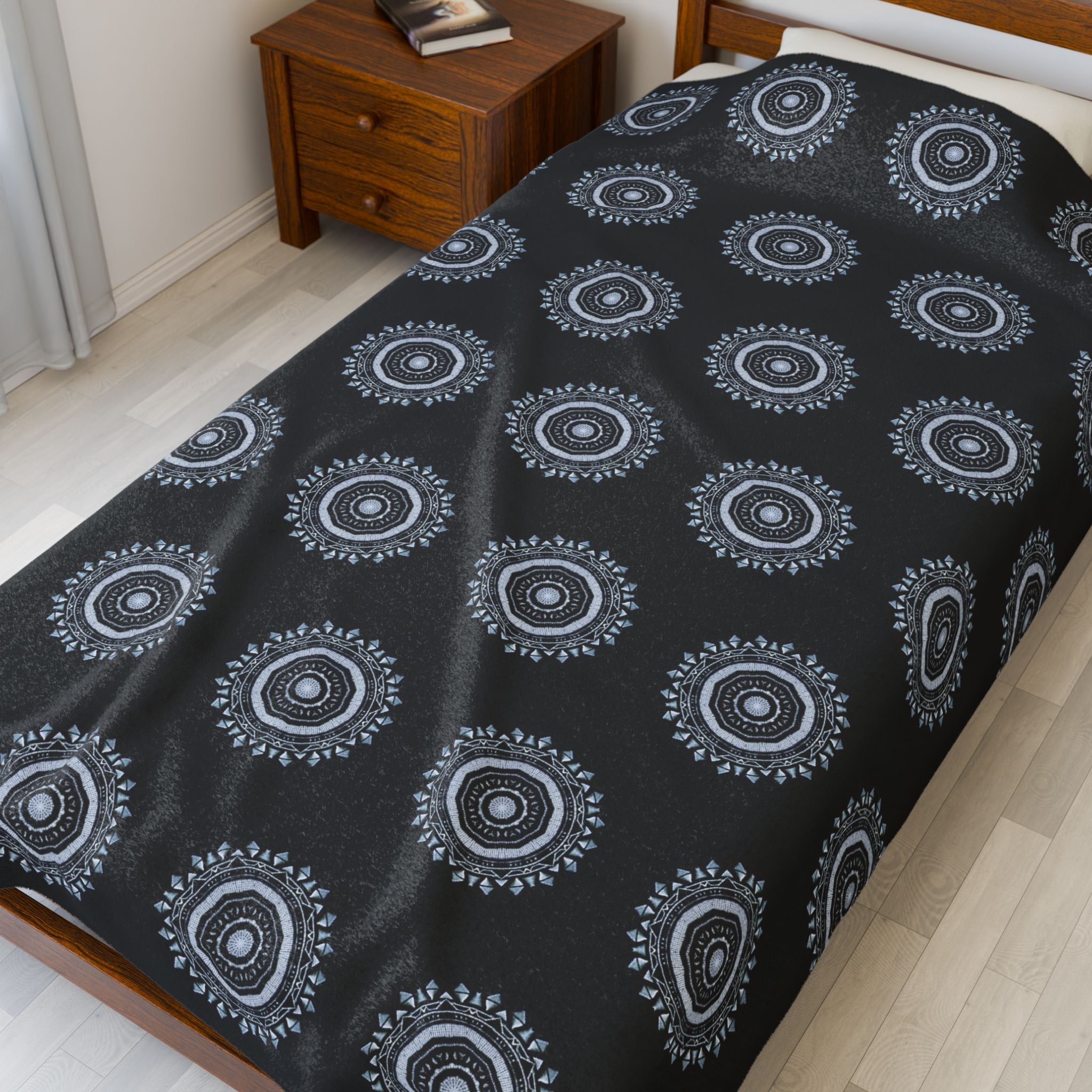 “MAYA” Cymatic AOP Velveteen Blanket (Black)