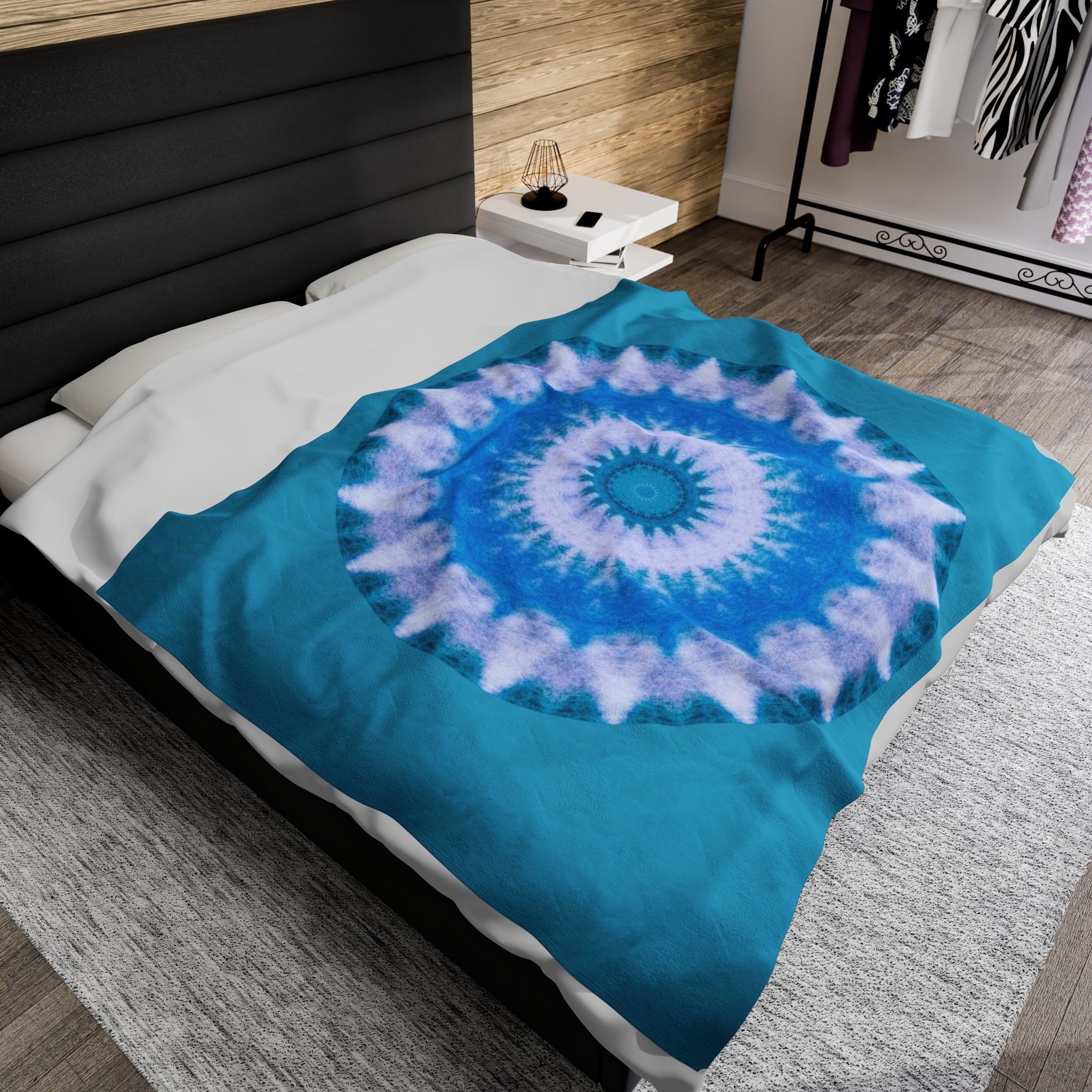 “E-VEIL I 2” Cymatic Print Velveteen Blanket (Turquoise)