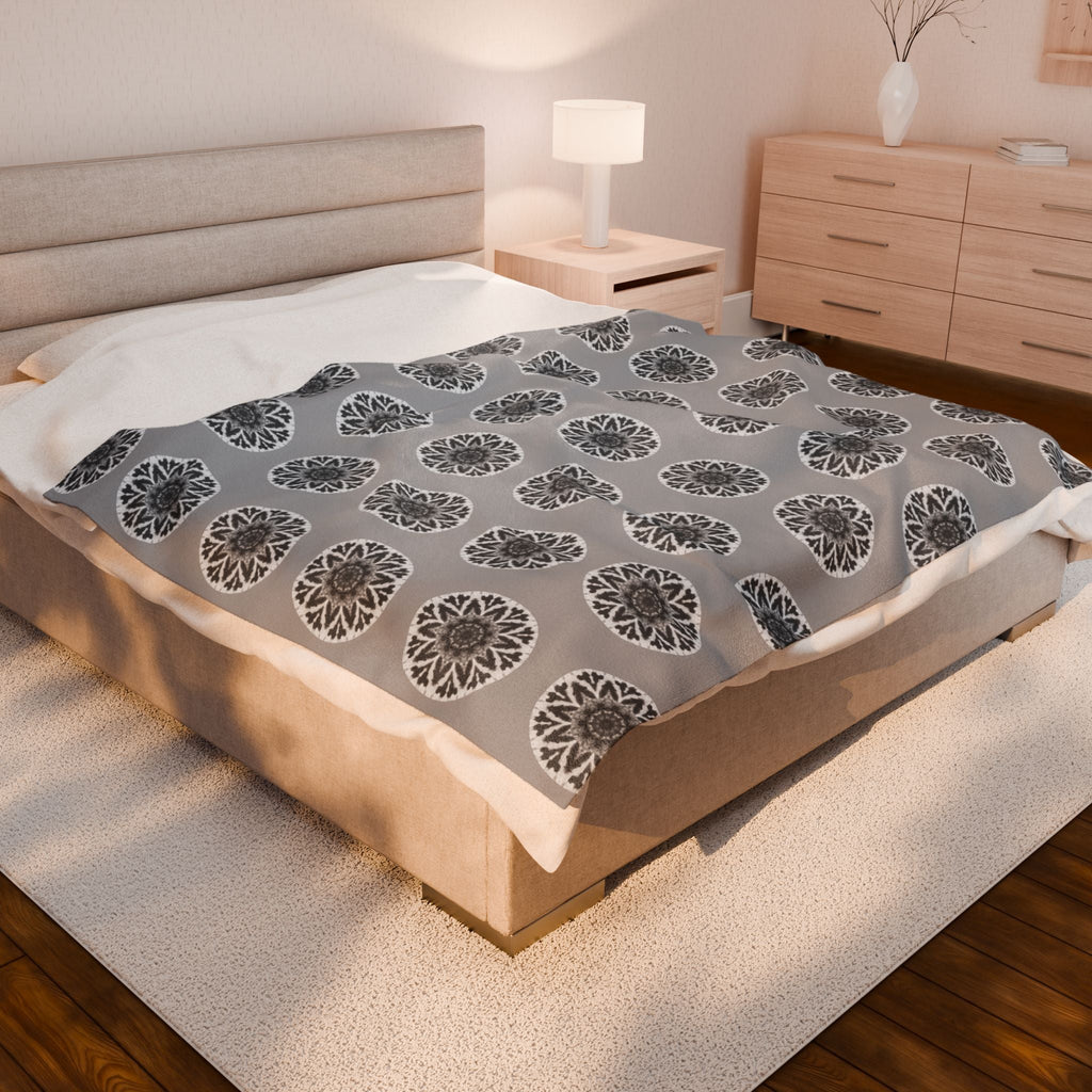 “GETA” Cymatic AOP Velveteen Blanket (Light Grey)