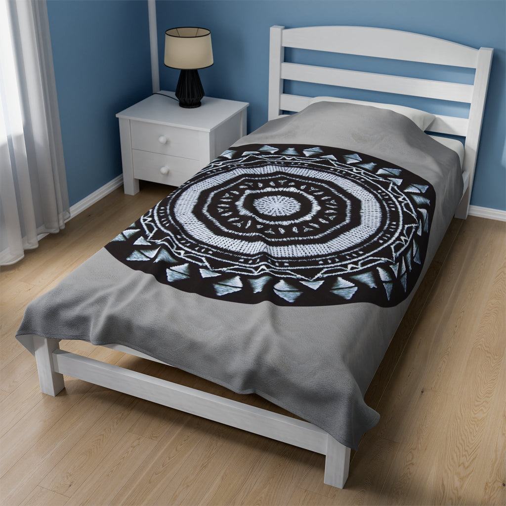 “MAYA” Cymatic Print Velveteen Blanket (Grey)