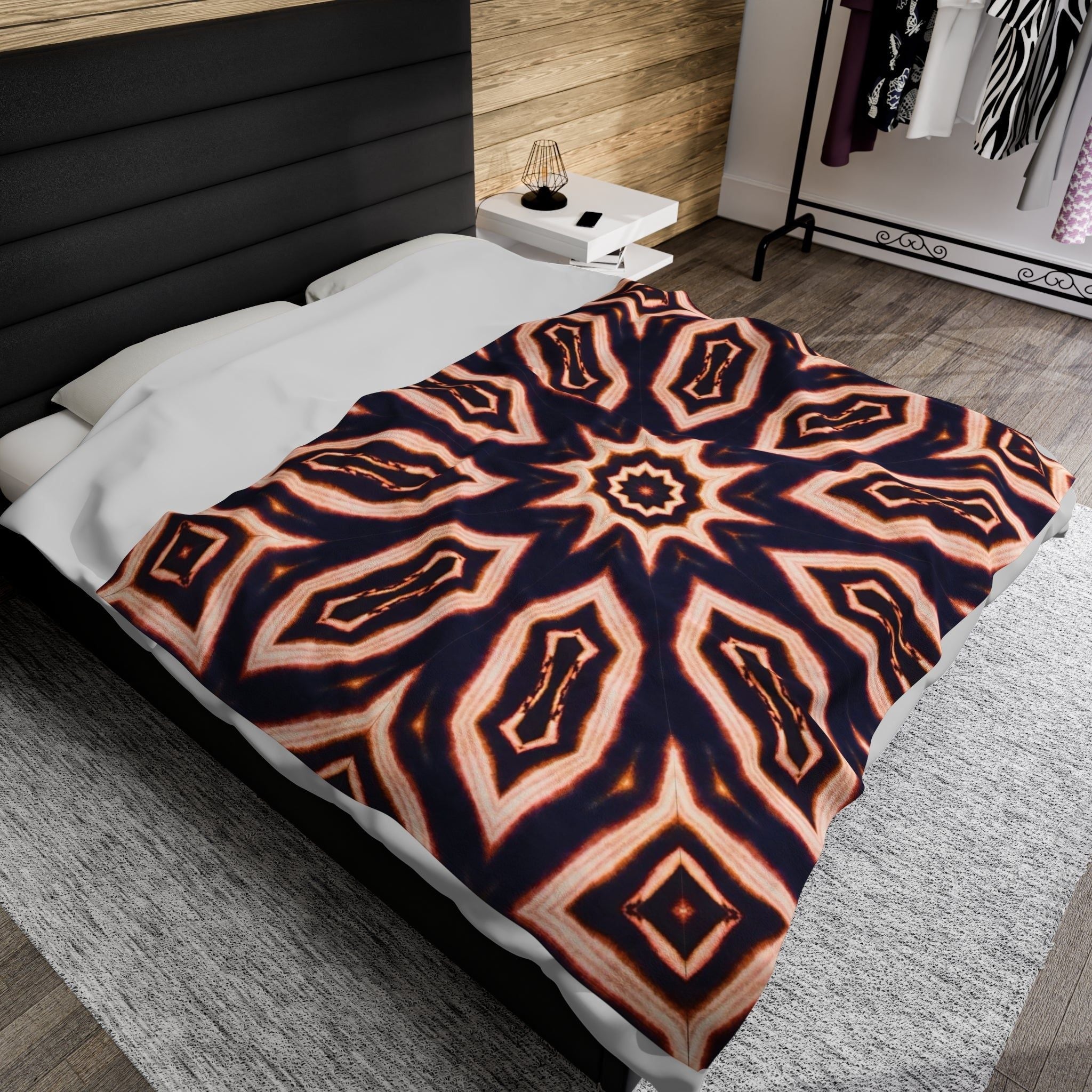 “E-CLPS” Cymatic Print Velveteen Blanket