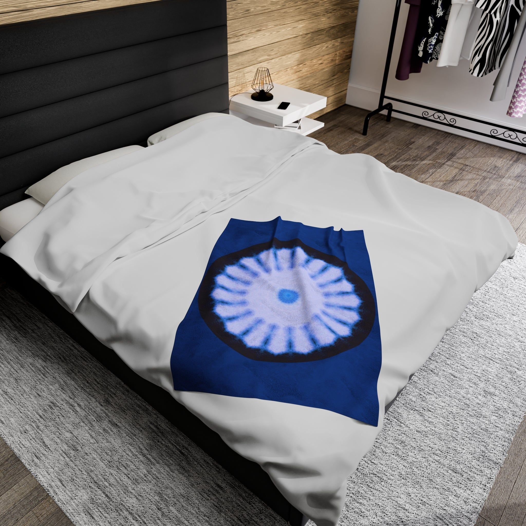 “SNWFLK-2” Cymatic Velveteen Blanket (Dark Blue)