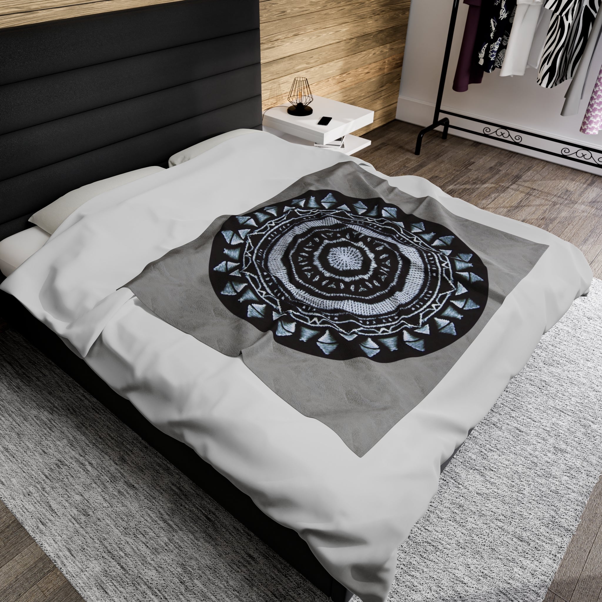“MAYA” Cymatic Print Velveteen Blanket (Grey)