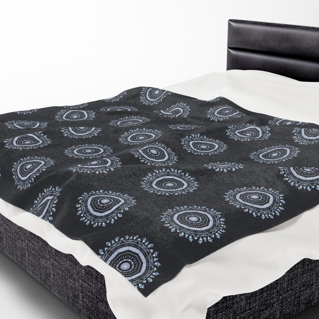 “MAYA” Cymatic AOP Velveteen Blanket (Black)