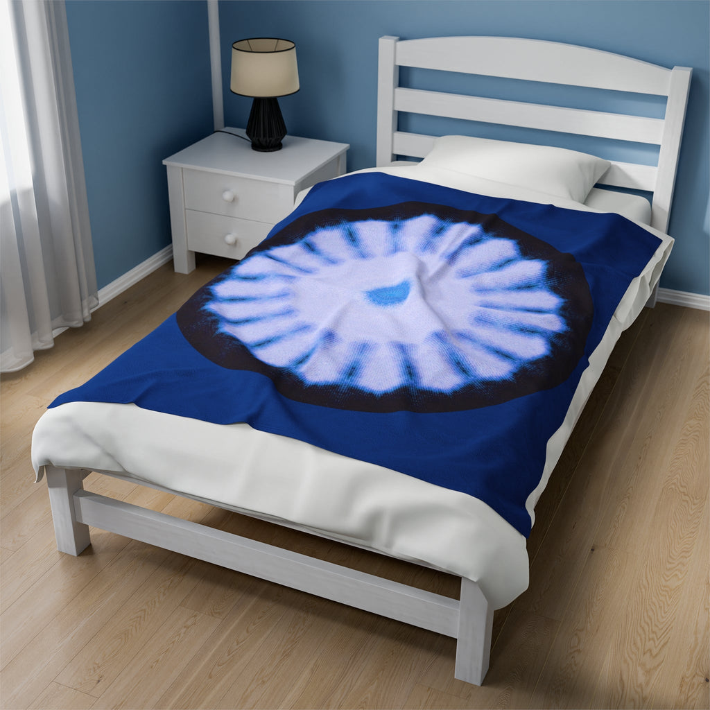 “SNWFLK-2” Cymatic Velveteen Blanket (Dark Blue)